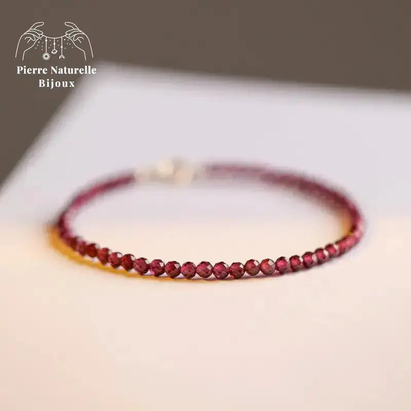 Bracelet fin "Assistance" en Grenat