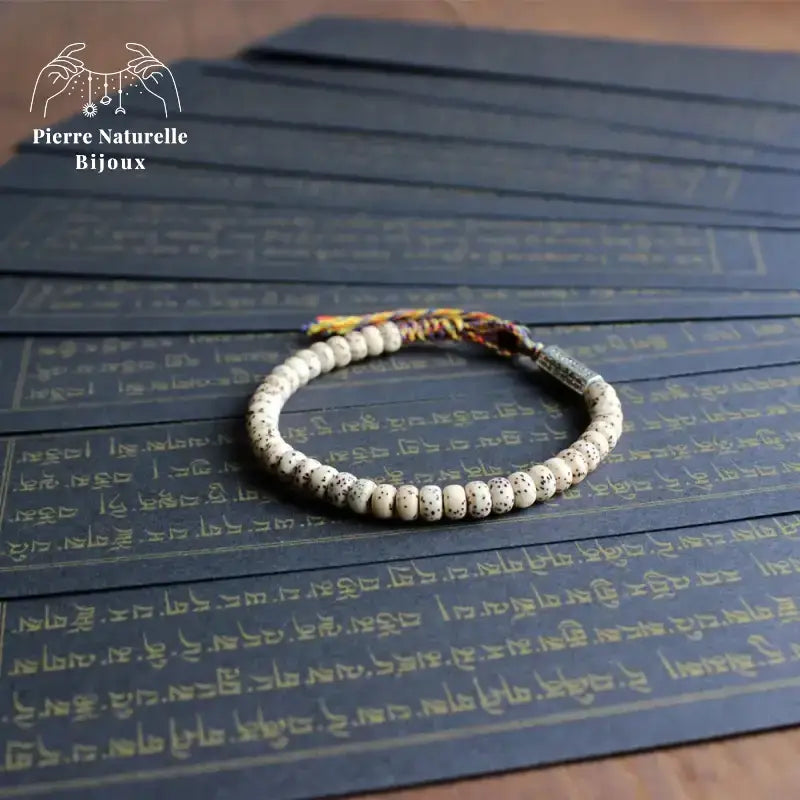 Bracelet "Mantra amulette" en graines de Bois de bodhi | Bracelets | pierre naturelle bijoux