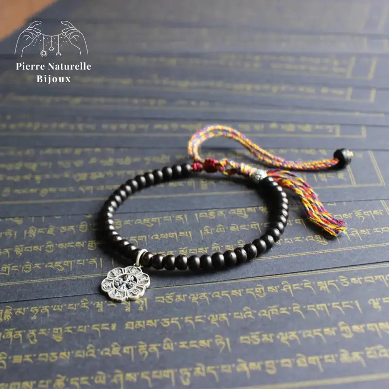 Bracelet tibétain "Mantra" en coquille de noix de coco | Bracelets | pierre naturelle bijoux