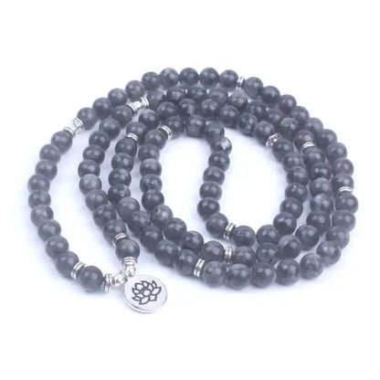 Bracelet mala en Labradorite avec charm | Bracelets | pierre naturelle bijoux