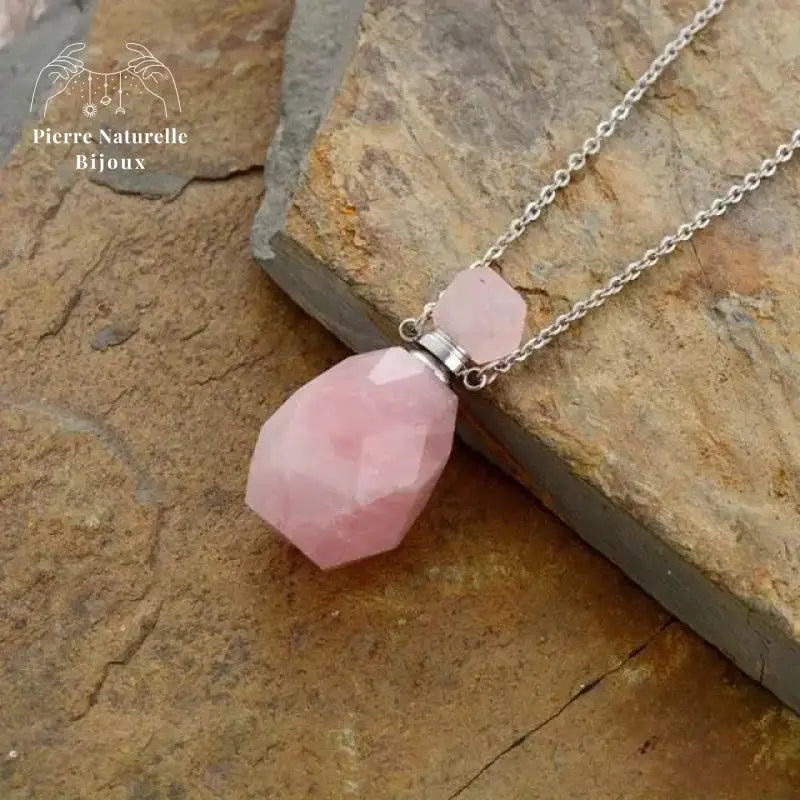 Collier diffuseur de parfum en pierre Quartz rose